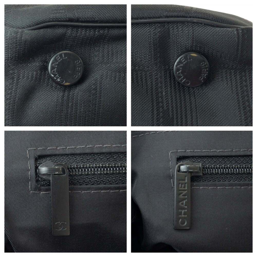 CHANEL Black Leather Shoulder Bag - Picture 5 of 10
